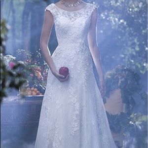 Alfred Angelo Fairy Tale Snow White Wedding Dress